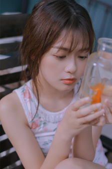 荫蒂被男人添的好舒服